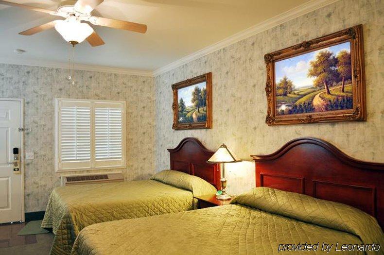 Grass Valley Courtyard Suites Camera foto