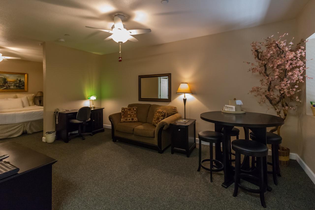 Grass Valley Courtyard Suites Esterno foto