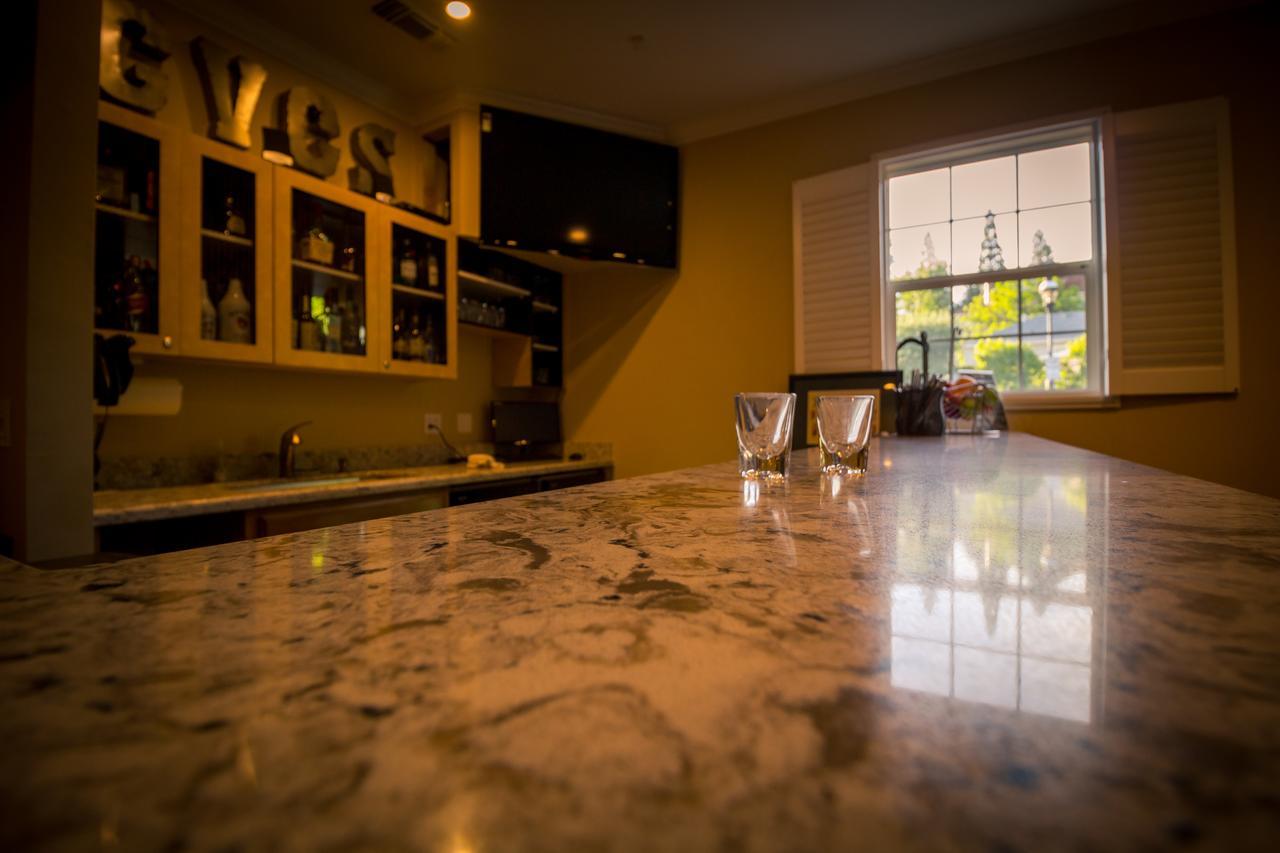 Grass Valley Courtyard Suites Esterno foto
