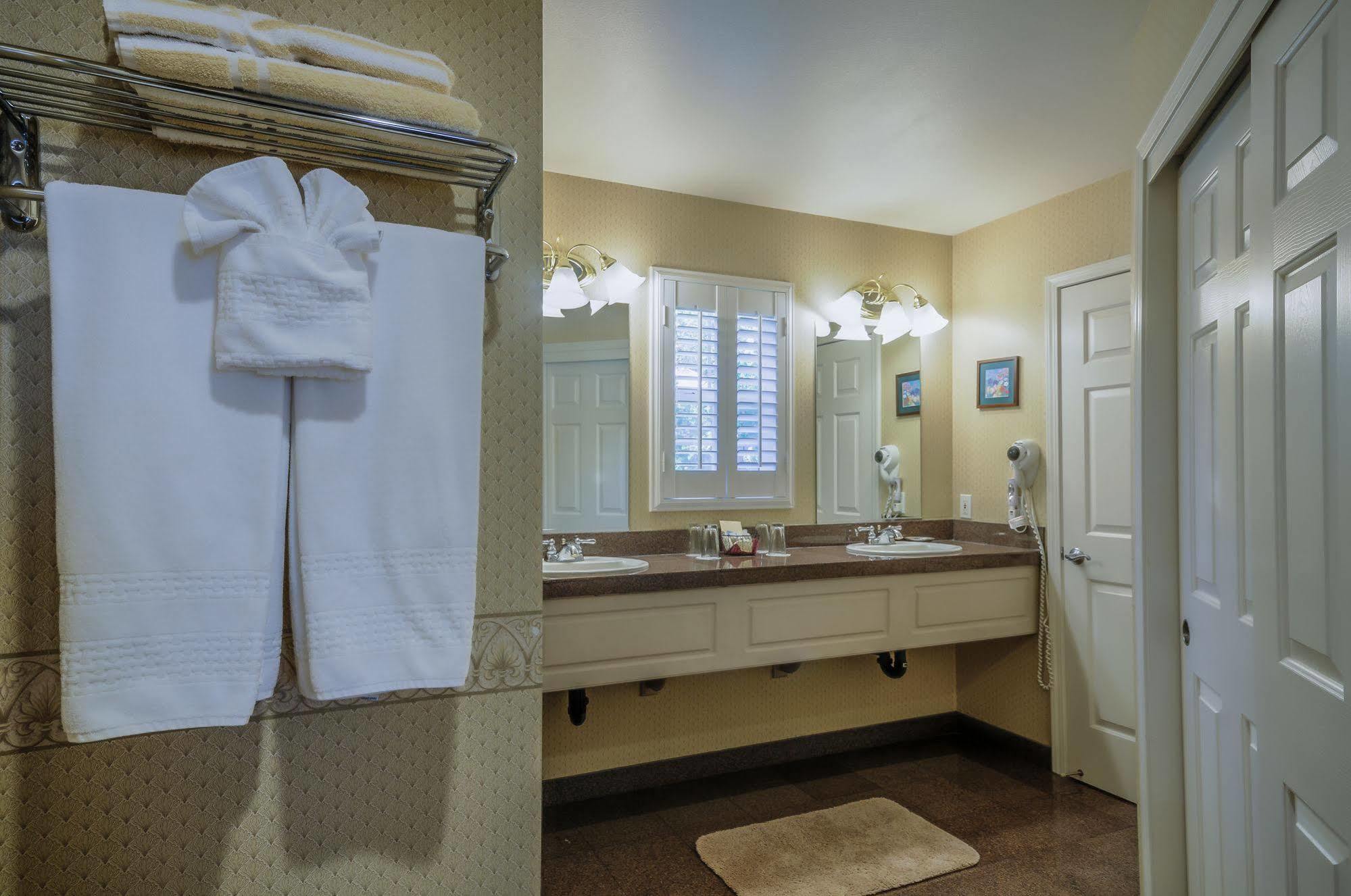 Grass Valley Courtyard Suites Esterno foto