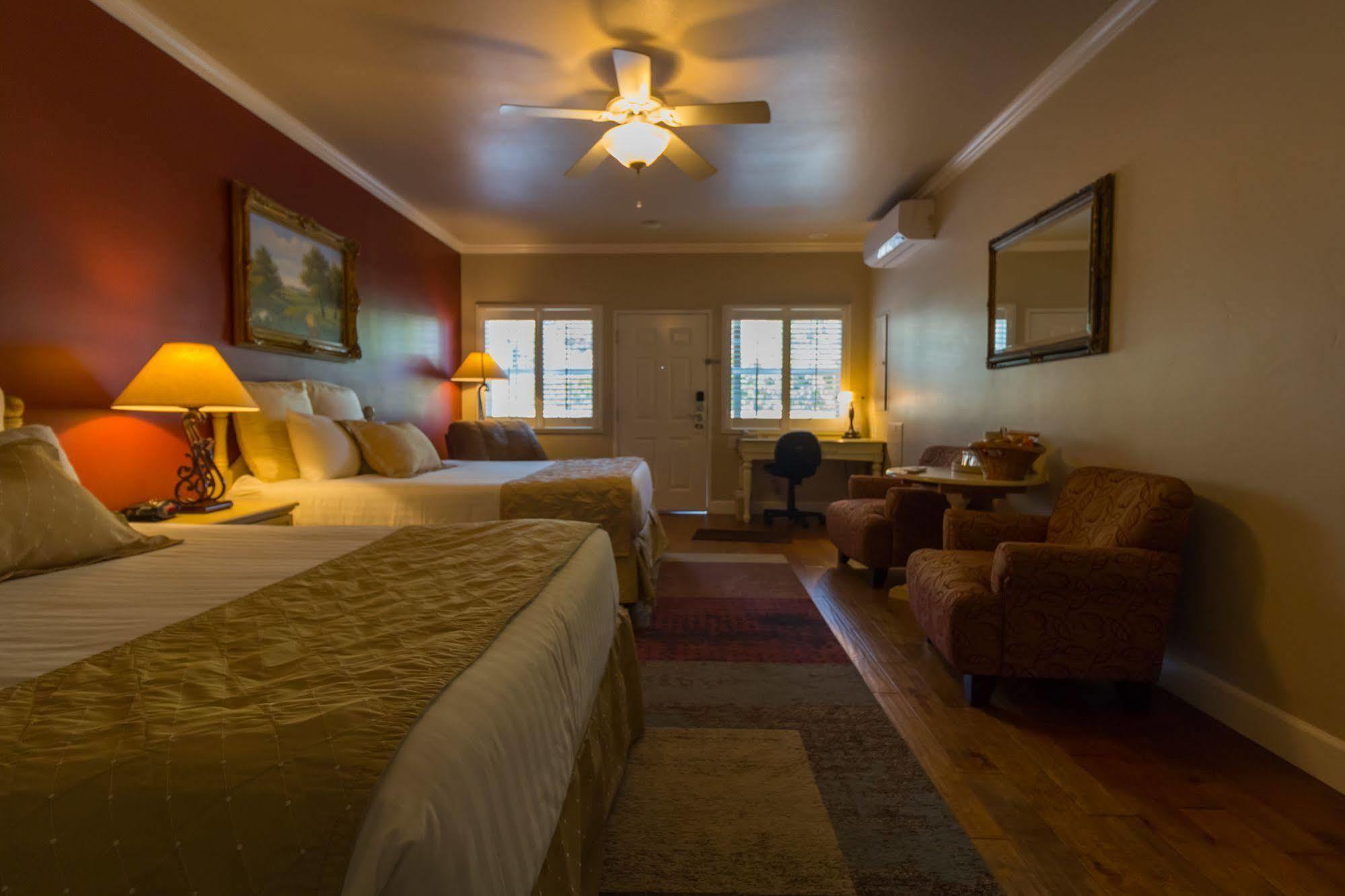 Grass Valley Courtyard Suites Esterno foto