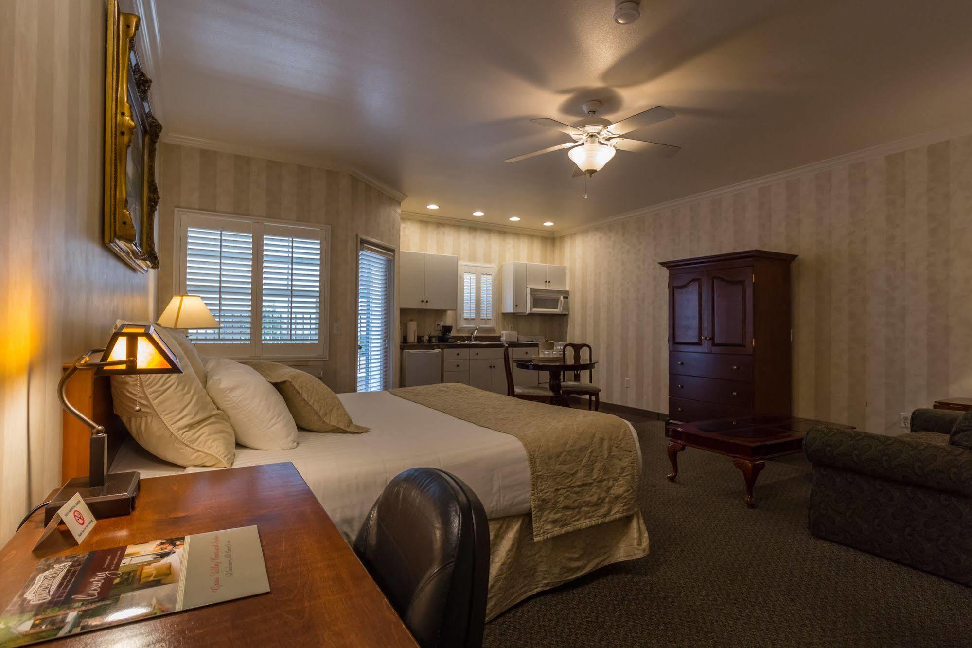 Grass Valley Courtyard Suites Esterno foto